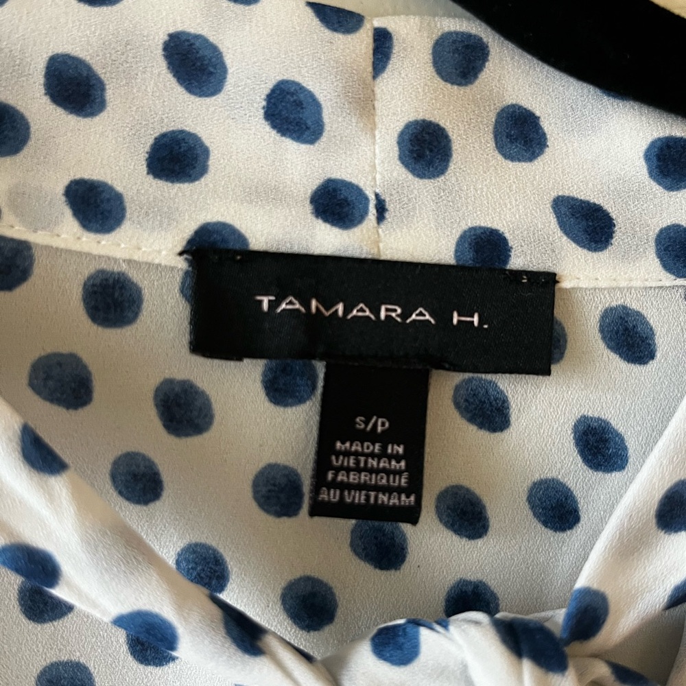 White Blue Polka Dot Blouse with Bow Tamara H Size Small Petite Great Condition - Picture 3 of 3